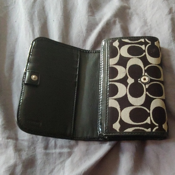Coach wallet - Picture 2 of 4